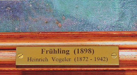 Picture nameplate